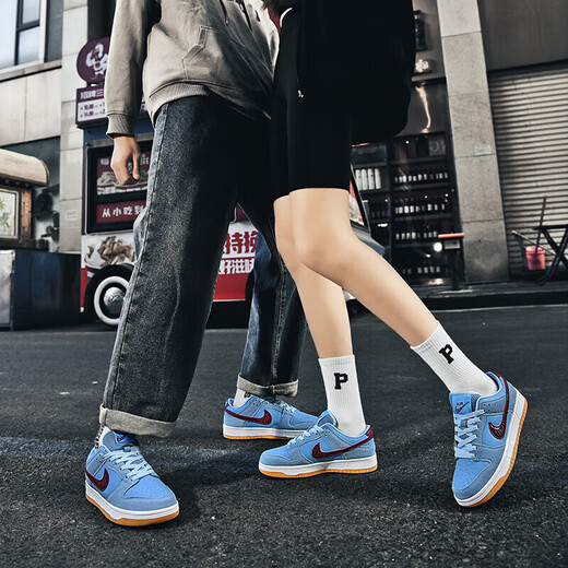 Ajiafjsbdunk Zapatos de hombres de moda chicle de burbuja bajo top putian pareja zapatos otoyo keyang estudiante panda en blanco y negro Kamata Women's Shoes A9928 White Grey-Dunk Low Top 43 (siga calcetines)