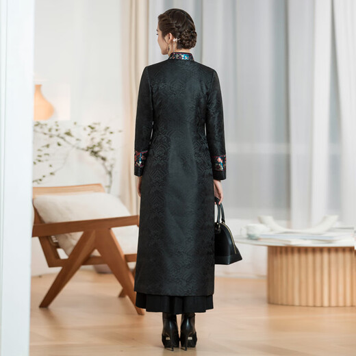 Chinese classic quilted cheongsam jacket 2021 autumn and winter Chinese retro placket heavy-duty thickened Tang suit windbreaker for women black - pre-sale 30 days XL