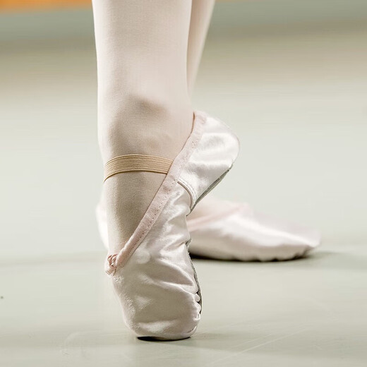 
Sansha ballet shoes girls and children's training shoes satin princess soft shoes one sole can be worn 4S English satin 28