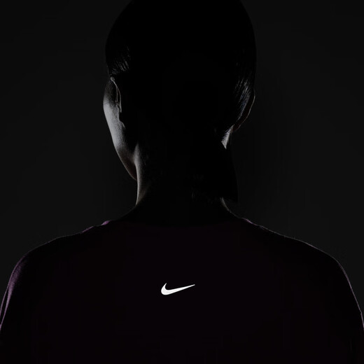 耐克（NIKE） ONE RELAXED Dri-FIT 女子速干长袖上衣 FN2818-675 XS