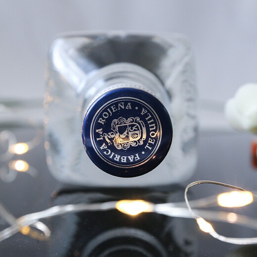 Jose Cuervo (Jose Cuervo) [Originalflasche] mexikanischer Tequila Wine Mix Basis Wein Haoshuai Gold und Silber Kombination 750 ml 2 Flaschen