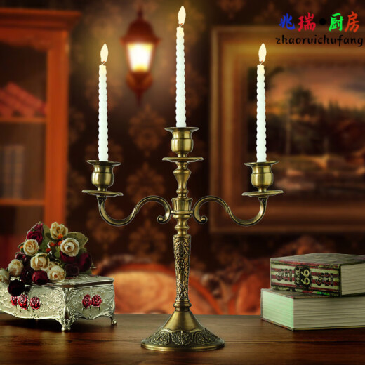 Minghuitong European retro nostalgic three-headed five-headed alloy candlestick ornaments creative birthday party romantic wedding candlelight evening 2373 silver three-headed