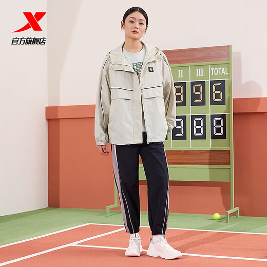 特步（XTEP）【门店同款】双层风衣男外套春季新款女风衣情侣同款保暖外套9761 棉花白 S