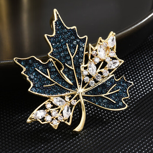 DEMURE crystal maple leaf brooch men's brooch pin high-end gift for husband temperament simple shirt decoration