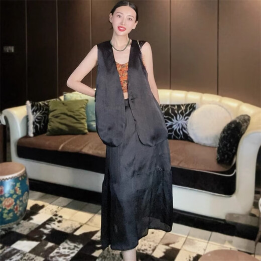 Flower Shadow Yaoyao Silk Mixed and Dyeing Fragrant Cloud Shape New Chinese Horse Clip Women's V-neck One-Box Mixed and Matched Minimalist Vest Thin U5010 Black S
