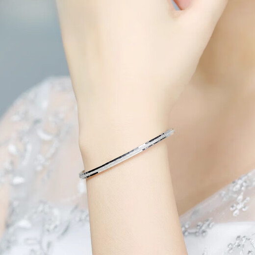 Tan Jin platinum bracelet for women pt950 simple frosted white gold semi-solid royal concubine bracelet with engraved Valentine's Day gift, oval 52 ring mouth (weight 9.16 grams) about 3mm wide