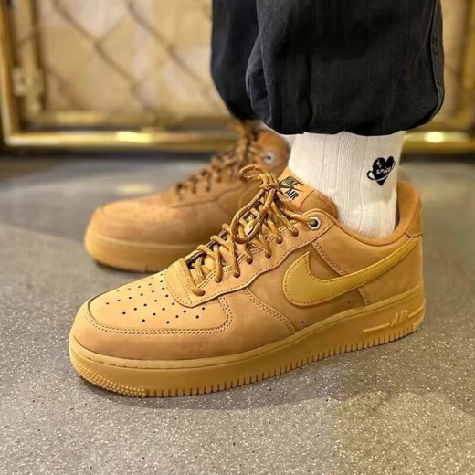 耐克（NIKE）Air Force 1 Low 女子AF1新款低帮耐磨透气运动休闲板鞋 FZ7372-200 /麦黄 39