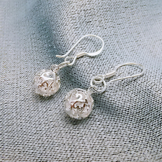 Enyin 99 Pure Silver Earrings for Women New Trendy Silver Earrings Temperament Round Gift for Girlfriend Pure Silver Earrings Earrings Hollow Earrings