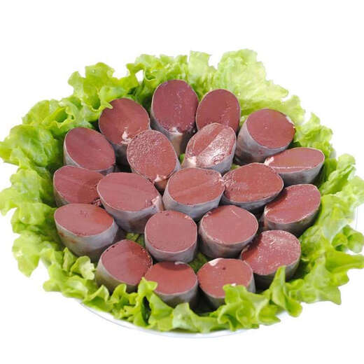 Northeastern specialty pig blood sausage, farm-made homemade stupid pig blood butchered vegetables, ready for delivery. One Jin Jin of blood sausage is equal to 0.5 kilograms.
