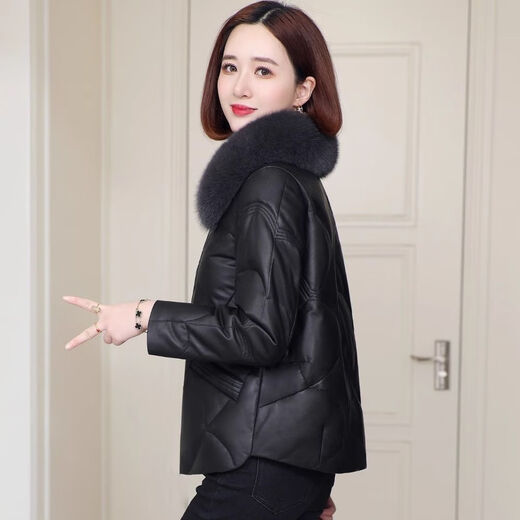 Yunqi Qianqiu Genuine Leather Down Jacket Women's Short 2025 Winter New Fox Fur Collar Sheepskin Fashion Small Fur Jacket Black XL 121-130Jin Jin equals 0.5 kg