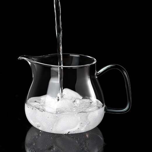 Heisou heat-resistant glass teapot, thickened tea water separation, simple filtered flower teapot, high-looking teapot, stove-cooking teapot, Yurun teapot-570ML