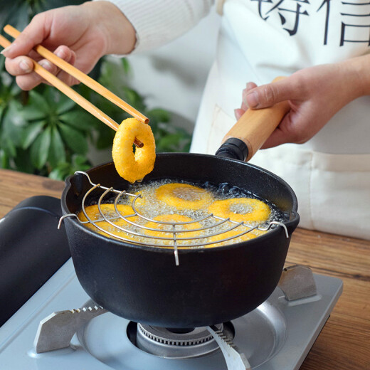 [Official quality] New cast iron milk pot uncoated baby food supplement soup pot non-stick noodle stew fryer thickened multi-functional small iron pot 17CM uncoated with brand logo model + additional products