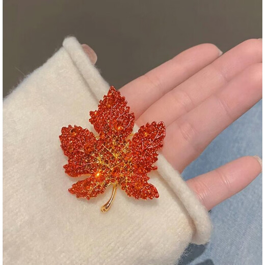 WEISHINI red maple leaf corsage brooch for women exquisite pin-like temperament suit high-end welcome accessories Chinese Valentine's Day gift red A22-308
