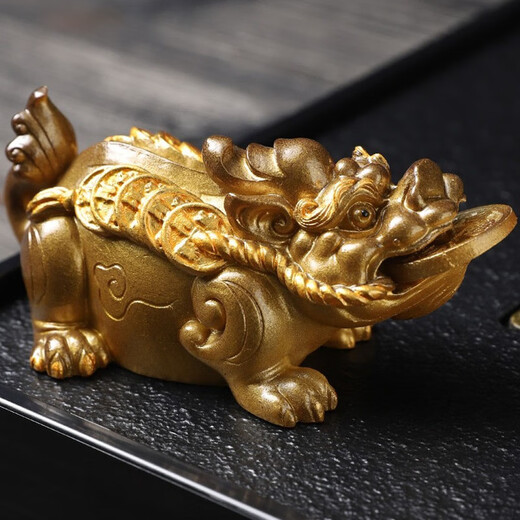 Heart-to-heart, color-changing tea pet ornaments, color-changing Pixiu tea pets to attract wealth, tea table small ornaments, Kung Fu tea set accessories, tea ceremony tea table decorations, tea play, temperature-changing color-changing Pixiu tea pets (gold)