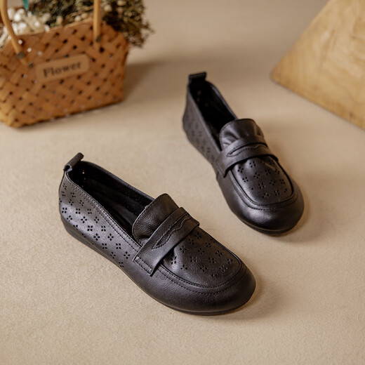 Kanglibi genuine leather soft sole mother shoes single shoes middle-aged and old comfortable and not tired leather shoes middle-aged and old young and non-slip women's shoes spring and autumn style 677 hole style black breathable and not grinding feet 39