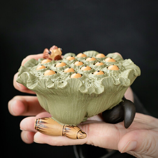 Jingfeng Pavilion Yixing original purple sand bean green mud goldfish lotus seed tea pet ornaments Senior engineer Jiang Jufang pure handmade tea ceremony accessories goldfish lotus seed bean green mud tea pet