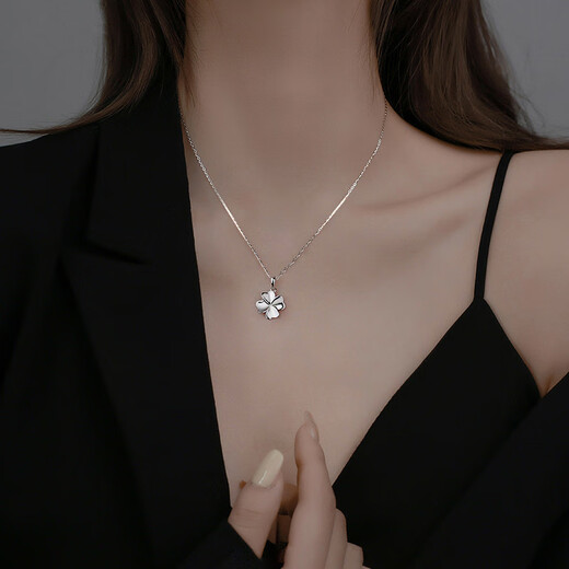 CHOMEL KINSEY Chinese Valentine's Day gift four-leaf clover clavicle chain 999 pure silver necklace girls light luxury niche 2025 new style one