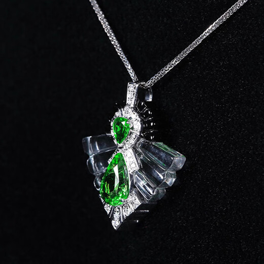 Louis Garni 1.24 carat tsavorite gemstone pendant 18K gold diamond crystal black onyx colored gemstone necklace jewelry customization