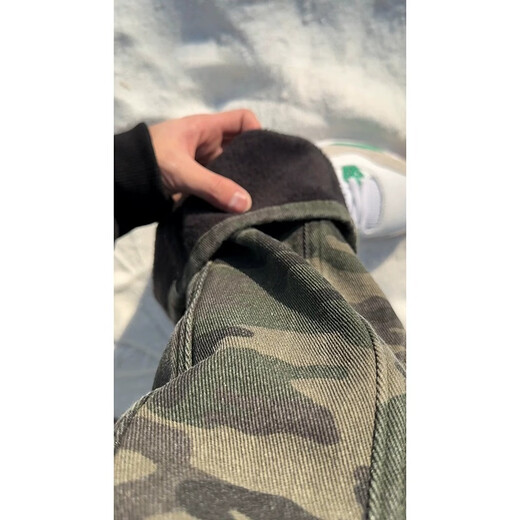 Digada American Retro Camouflage Hosen für den neuen Winter und Samt für Männer, die die Arbeiterndelegie-Logging-Scimitar-Jeans DFFS-671 Camoufle s.