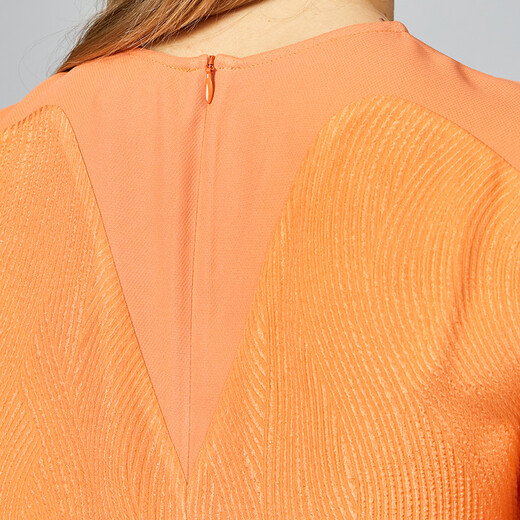 VOA JACQUARD CREPO CREPE NARANJA RED ROJO ENCHA DE MANA A LA MANGA CORTA VERSATILLO MULBRA DE MULBRA