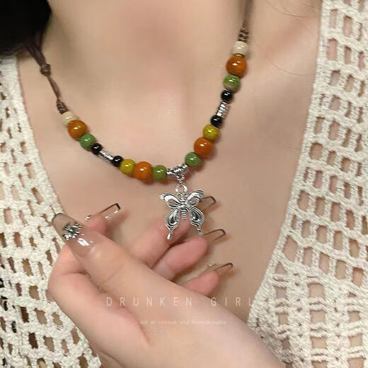 Qindu ethnic style retro agate pendant temperament women's long necklace versatile simple sweater chain pendant Mother's Day gift chicken wing wood style