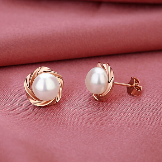 Leerout brand pearl earrings, light luxury high-end silver earrings, birthday gift for girlfriend, plum blossom pearl earrings - gold and white