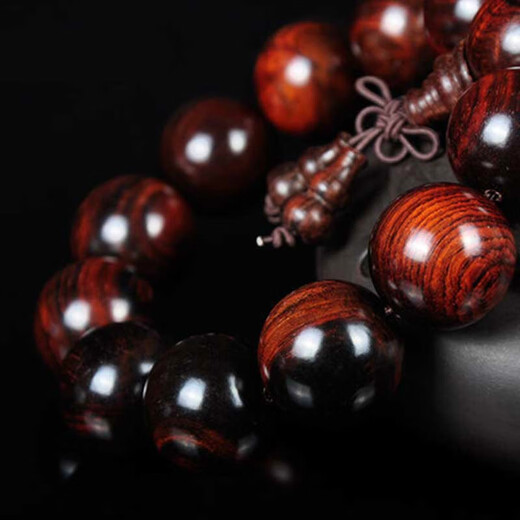 Big Red Rosewood Armband Holz Männer Geschenk rotes Holz Buddhistische Perlen kultureller Rosenkranz Sn3894 2.0*12 Stück Zambia Blutsandelholzarmband