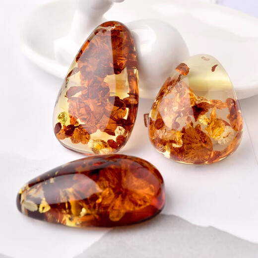 DL 1998 Fat Donglai Quality Amber Breswax Stone brut Tianl Flower Amber Water Drop Shape One Picture Tianl Ran Golden Woman Sweater chaîne G3878