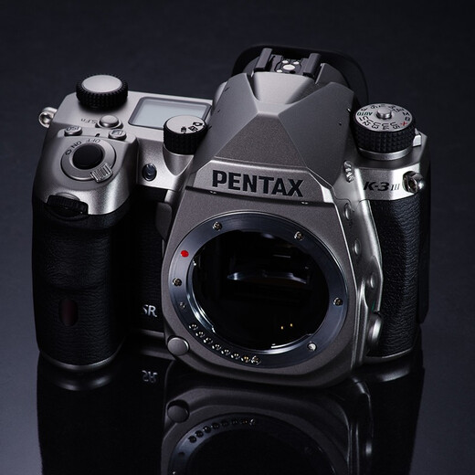 Pentax K-3 Mark III C Format SLR Camera K33 New Product 12 Zhang Shot Five-axis Fieving K3III DA18-55mmWR Silver SLR camera