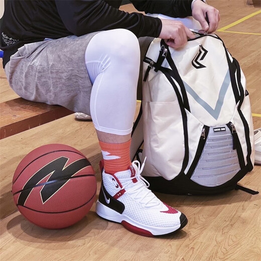 耐克（NIKE） Zoom Rize 1EP 男子 减震防滑耐磨 高帮实战休闲运动篮球鞋 FD9904-111米黑红 45 (290mm)