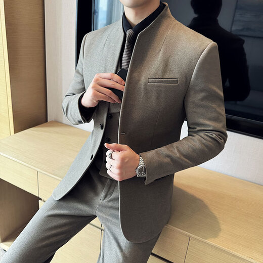 Luo Meng Chinese style stand collar woolen suit suit men's autumn and winter thickened coat trendy handsome casual slim suit three-piece suit brown three-piece suit (suit + vest + trousers) 2XL 135-145Jin Jin equals 0.5 kg