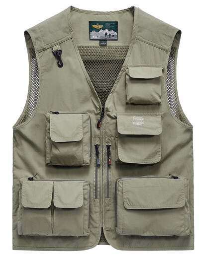 
JP Spring, summer and autumn thin men's vest multi-pocket quick-drying mountaineering photography jacket 9898 9898 khaki L (suitable for 125 Jin [Jin equals 0.5 kg]-140 Jin [Jin equals 0.5 kg])