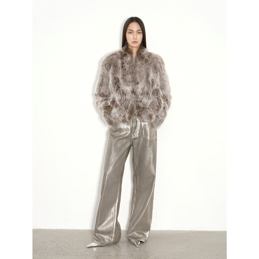 Fu Zhien's fashionable O'Neill fashionable, exquisite and elegant two-color wrap-around stand-up collar, dropped shoulders, short fox fur coat, Roumika M