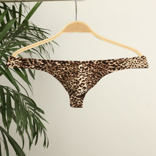 Men's leopard print underwear, men's thong with bulging bag, narrow hem, sexy men's thong, L black