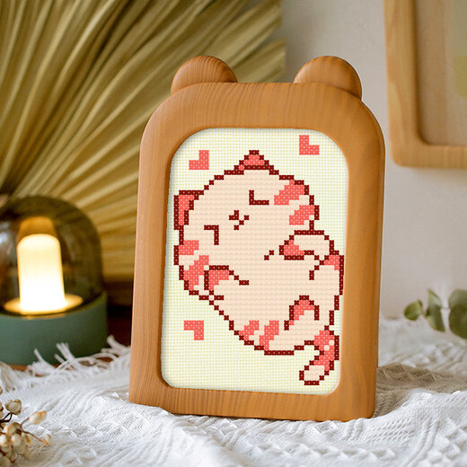 The new style of the new cross-stitch small piece of the student's cute cartoon simple student beginners. Cotton 1348 small mushrooms without frame