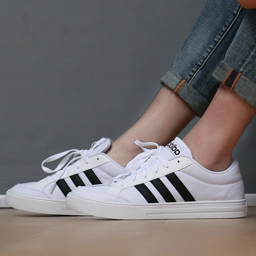 阿迪达斯（adidas）男鞋新款休闲时尚轻便滑板鞋舒适透气麂皮运动休闲鞋FY3036 AW3889 42.5