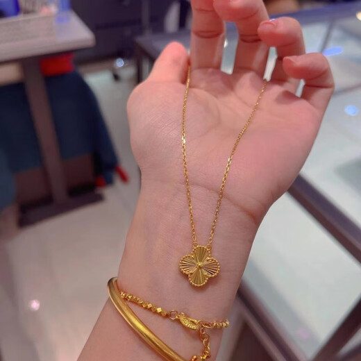 Vatican-made old Phoenix gold shop model four-leaf clover five-flower necklace women's gold-wrapped silver light luxury golden gift for girlfriend without fading