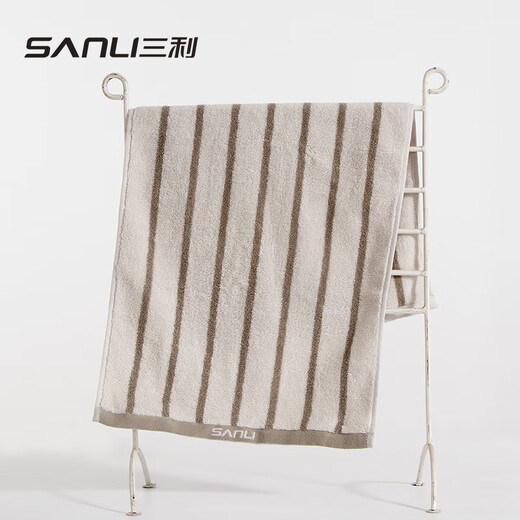 
Sanli Series 9761 Classic Striped Face Turf 1