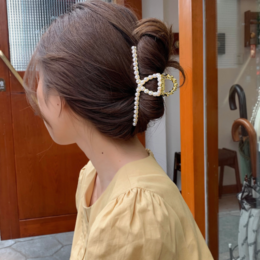 Idel's metal hairpin for the back of the head, bathing clip, hair clip, women's imitation pearl shark clip, Japanese hair ponytail clip, starry hair clip C4X302-G222