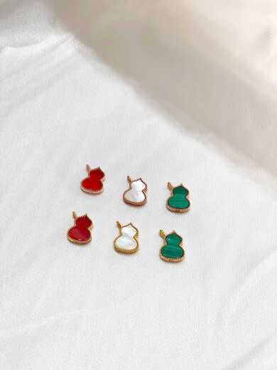 Shiyi 18K gold gourd pendant au750 rose gold gold pendant red agate clavicle chain set chain for women gift 18K rose gold (single pendant) small red agate