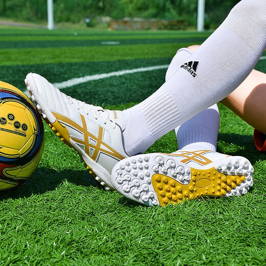 Senses zapatos de fútbol uñas rotas tf hombres y mujeres zapatos para niños adultos para jóvenes para el entrenamiento anti-deslizamiento de la hierba artificial examen de entrada de la escuela secundaria zapatos de goma de cuero 2022 uñas rotas de platino 40 [calcetines + placa protectora + bolsa de zapatos]