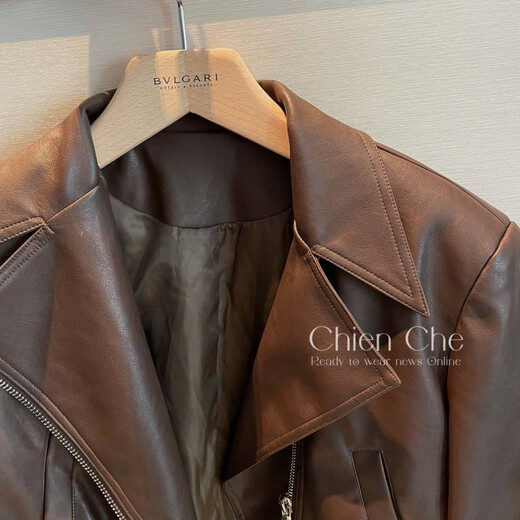 Jinying 2025 Automne et hiver Nouvel homme petit homme vêtu de brun imitation en cuir veste en cuir chaud veste courte