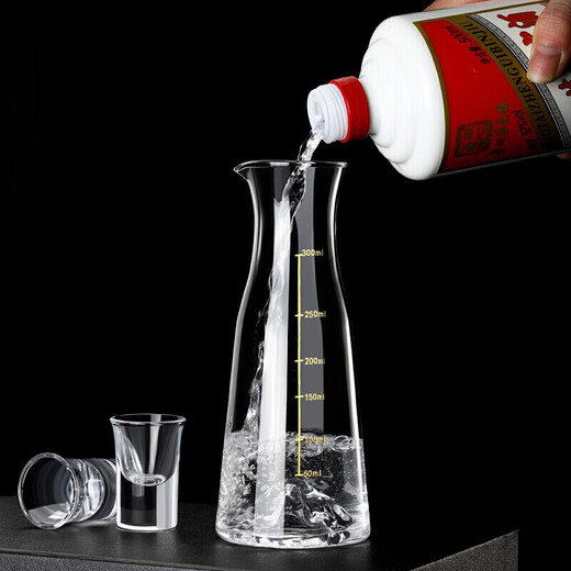 Molson Crystal Glass with Scale Liquor Divider Creative Iceberg Jinshan Liquor Divider Liquor Divider Jug Jinshan Liquor Divider - 1 piece - 300ml