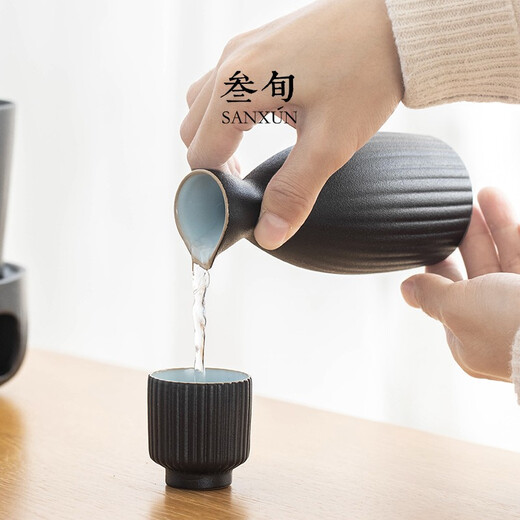 Thirty-three days Chu silk wine warmer set Japanese style wine scalding pot household sake wine set heating rice wine cooking wine wine warmer wine glass wine set scalding wine pot household Chu silk black pottery 4 cups + wine warmer + thermostat plug-in