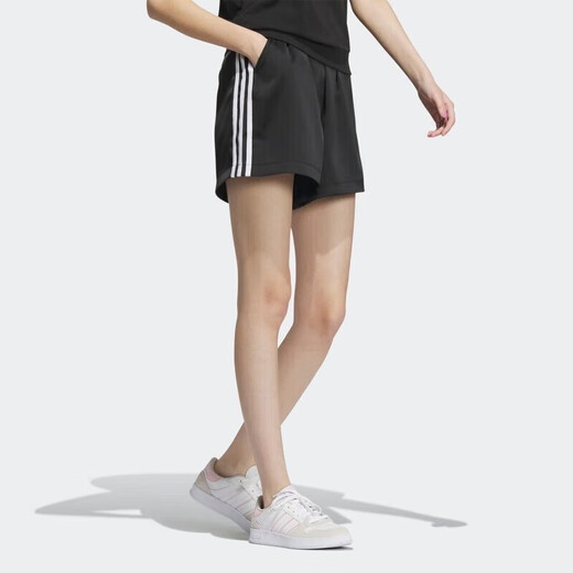 阿迪达斯 （adidas）春夏季时尚潮流运动透气舒适女装休闲运动跑步短裤IP3889 S码