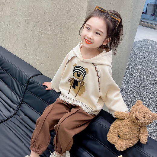 Mädchen modischer Anzug Frühling und Herbst 2025 Neue Kinderkleidung 4-6 Jahre altes Mädchen Cartoon Patch Sweatshirt 2 Ausschalten weiß 120