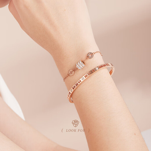 Jun Bu Zeroline Small Waist Bracelet Girls Stacking Bracelets Light Luxury Niche Exquisite Sweet Birthday Gift for Girlfriend True Love Flower Gift Box Bracelet Bracelet Set Rose