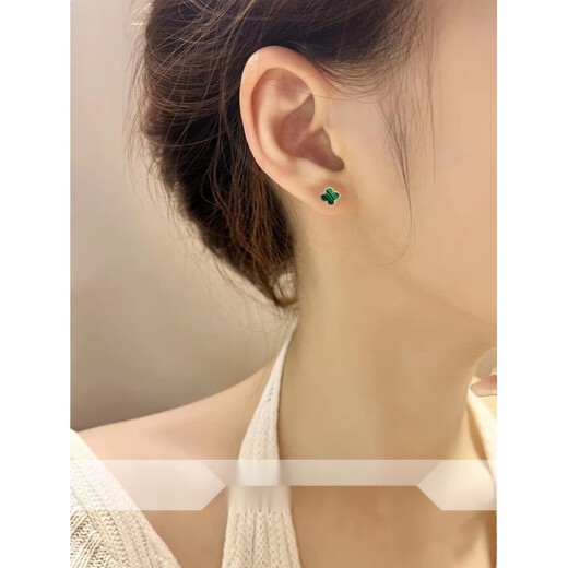 Fat Donglai same style four-leaf clover 18K gold same style red agate for women simple light luxury inlaid mother-of-pearl plated Chinese Valentine's Day 9mm red agate stud earrings (rose gold)