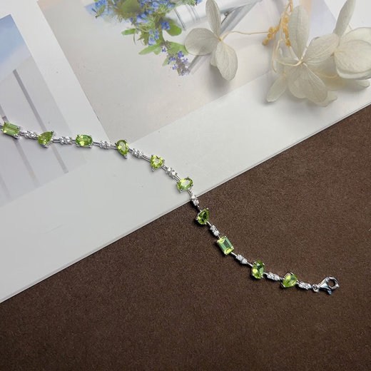 Muchin 4.9 carat peridot bracelet women's fashion jewelry 925 silver inlaid with natural colored gemstone jewelry gemstone bracelet olive