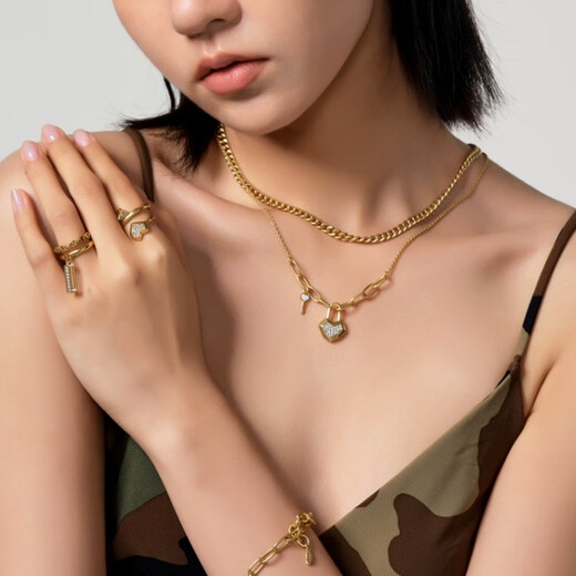 Fellala original design lock necklace for women, fashionable, simple and versatile, personalized plain chain, trendy gift for girlfriend, white